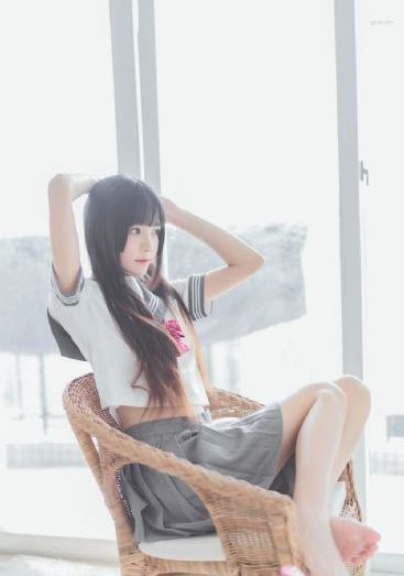《偷偷》电影免费观看