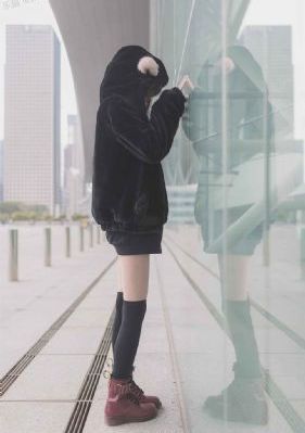 电视剧《小巷人家》