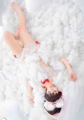 《宇能鸿一郎之桃子》电影