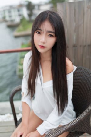 同桌上课揉我下面啊嗯动漫